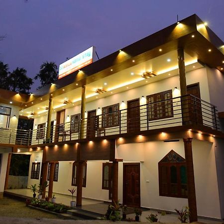 Annus Homestay Ramakkalmedu ภายนอก รูปภาพ