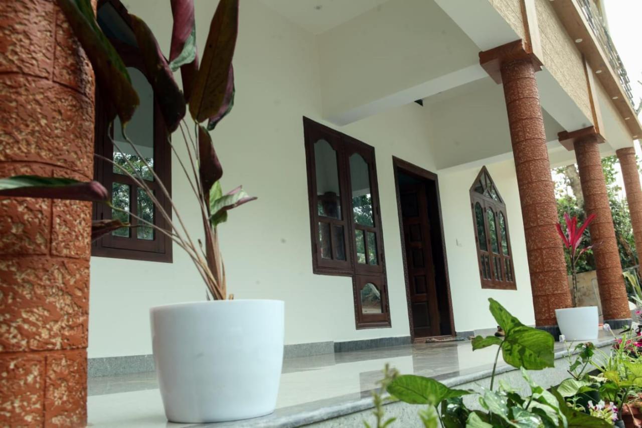 Annus Homestay Ramakkalmedu ภายนอก รูปภาพ
