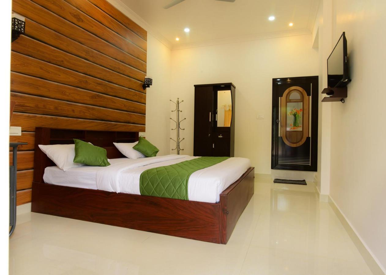 Annus Homestay Ramakkalmedu ภายนอก รูปภาพ