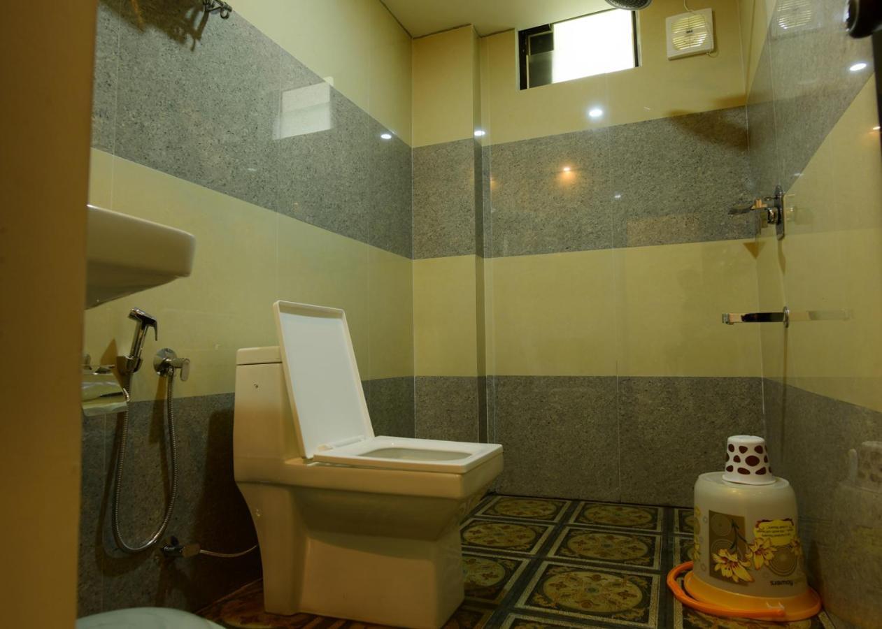 Annus Homestay Ramakkalmedu ภายนอก รูปภาพ